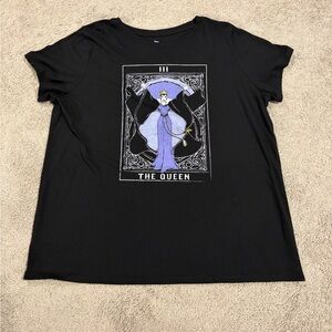 Torrid Disney Villains THE QUEEN Women’s Plus Size 2X Black T-Shirt Snow White